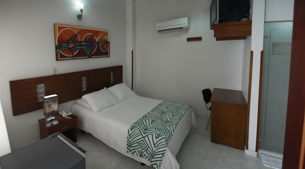 Hotel Barrancabermeja Plaza Номер фото