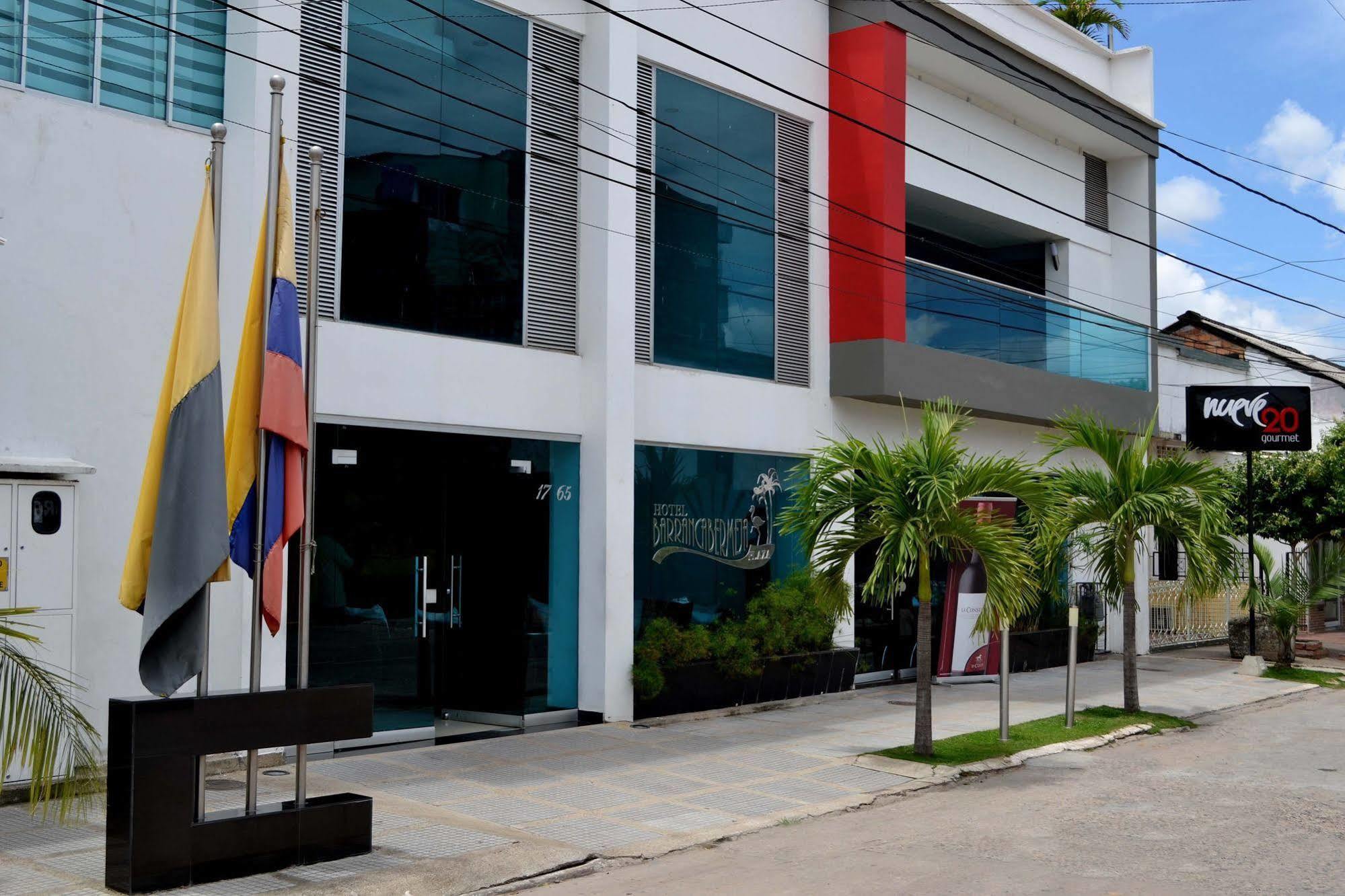 Hotel Barrancabermeja Plaza Экстерьер фото